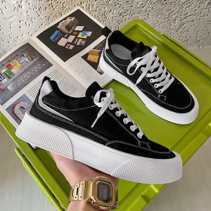 Skatesko i tøy for herre