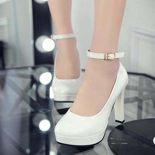 Høyhælt dame pumps
