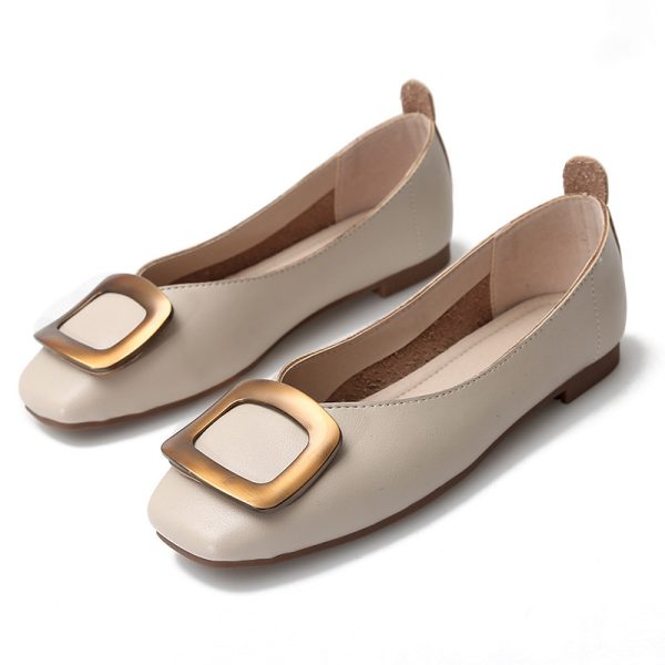 Stilfull slip-on pumps med en dekor og firkantet tå - Bilde 5