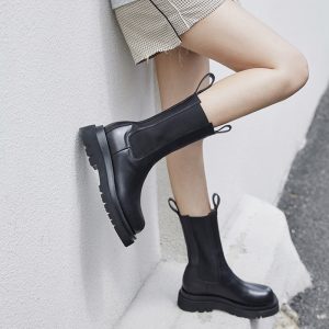 Mellomhøye Martinstyle boots