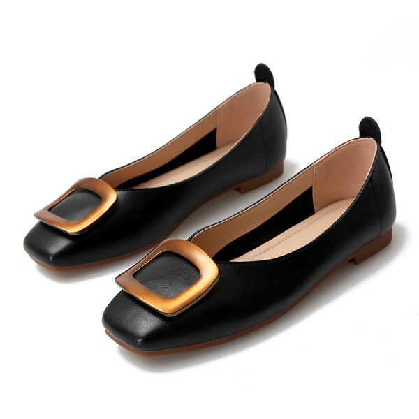 Stilfull slip-on pumps med en dekor og firkantet tå - Bilde 7