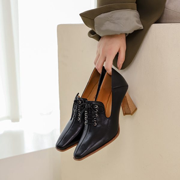Elegant pumps med hæl i okseskinn - Bilde 3